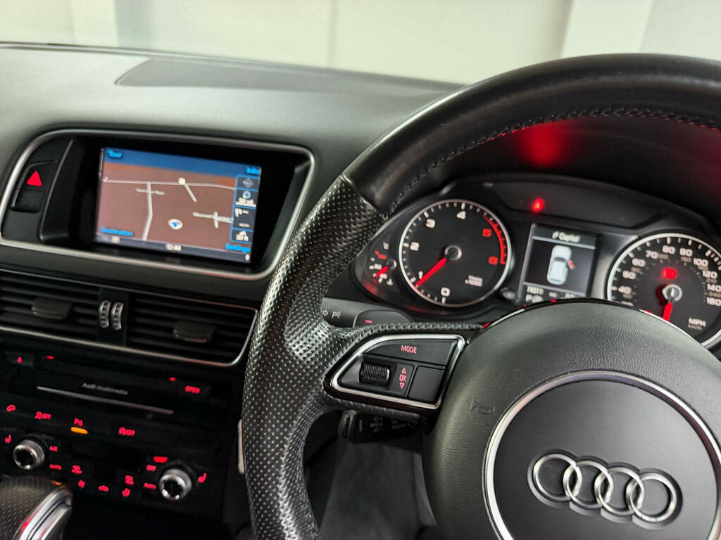 Audi Q5 Se Black #62