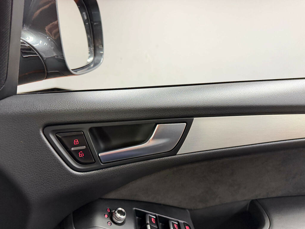 Audi Q5 Se Black #40
