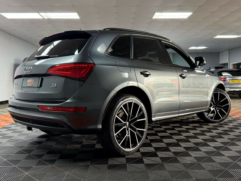 Audi Q5 Se Black #16
