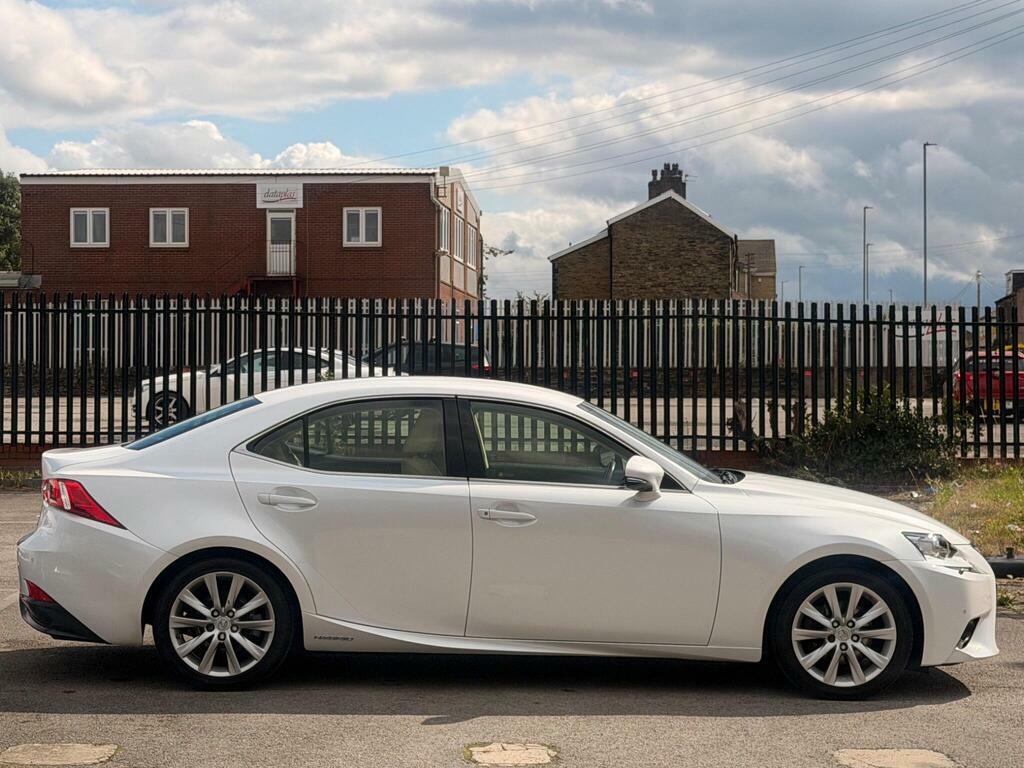 Lexus IS 2.5 300H Advance E-cvt Euro 6 S S White #4