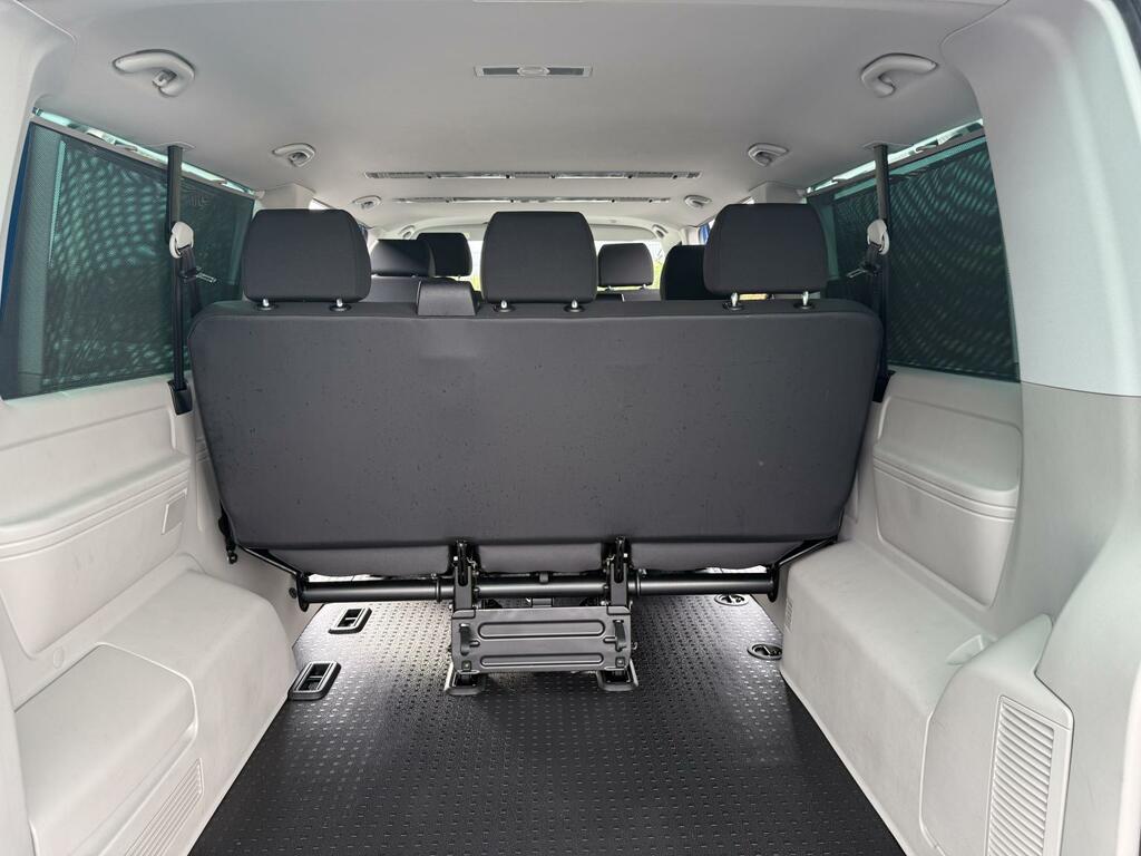 Volkswagen Transporter Shuttle Shuttle Black #12