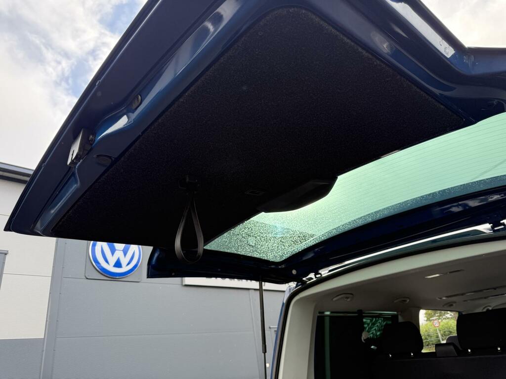 Volkswagen Transporter Shuttle Shuttle Black #14