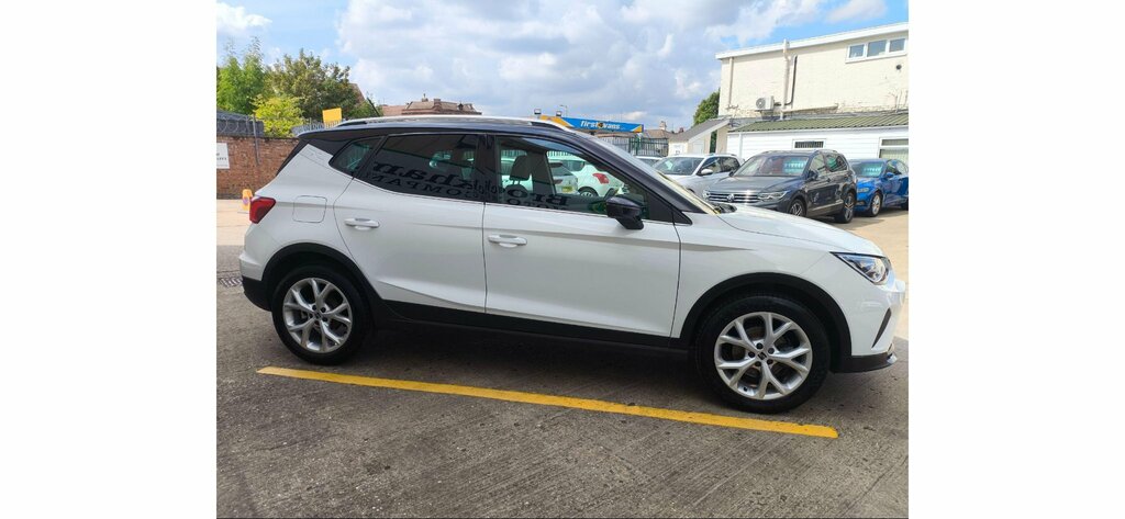 Seat Arona 1.5 Tsi Fr Dsg Euro BJ23ZHK White #4