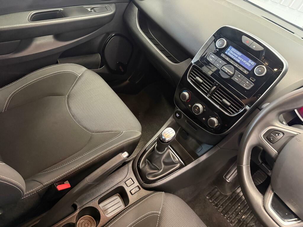 Renault Clio Hatchback Techno Black #18