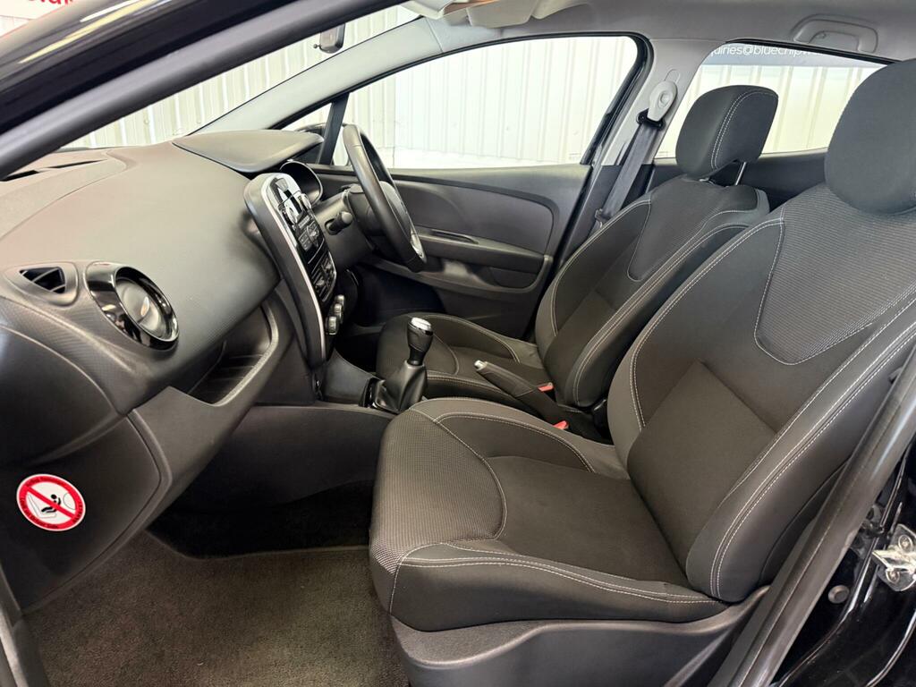Renault Clio Hatchback Techno Black #10