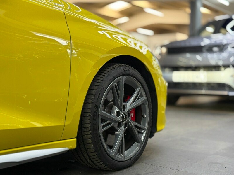 Audi S3 2.0 Tfsi Sportback S Tronic Quattro Euro 6 Stunni Yellow #6