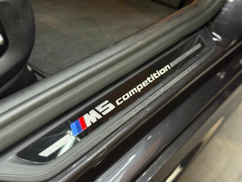 BMW M5  Black #31