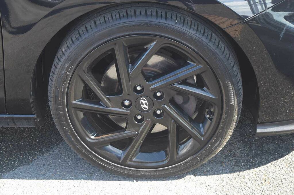 Hyundai I30 Hatchback Black #5