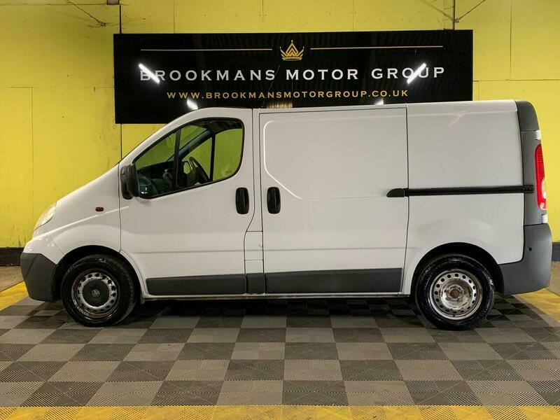 Vauxhall Vivaro Panel Van Silver #4