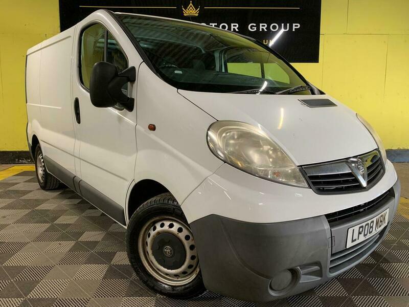Vauxhall Vivaro Panel Van Silver #21