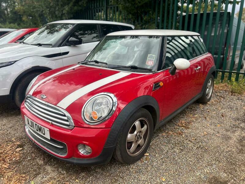 Mini Hatch 1.6 Cooper Euro 5 AJ11OMU Red #3