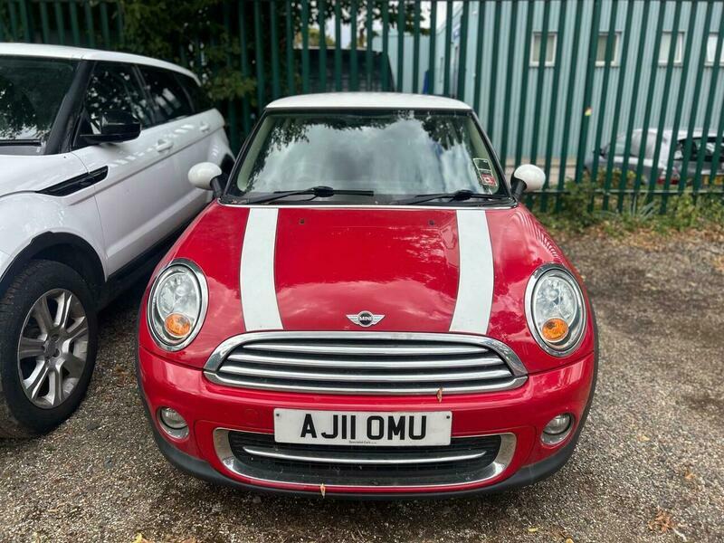 Mini Hatch 1.6 Cooper Euro 5 AJ11OMU Red #2