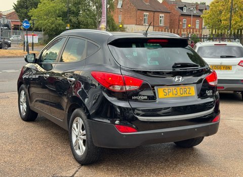 Hyundai Ix35 1.7 Crdi Premium Black #5