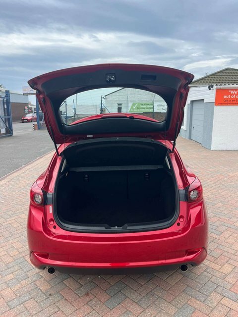 Mazda 3 2.0 Skyactiv-g Se Red #5