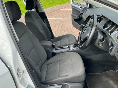 Volkswagen Golf Match Black #14