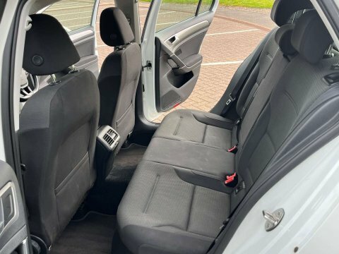 Volkswagen Golf Match Black #12