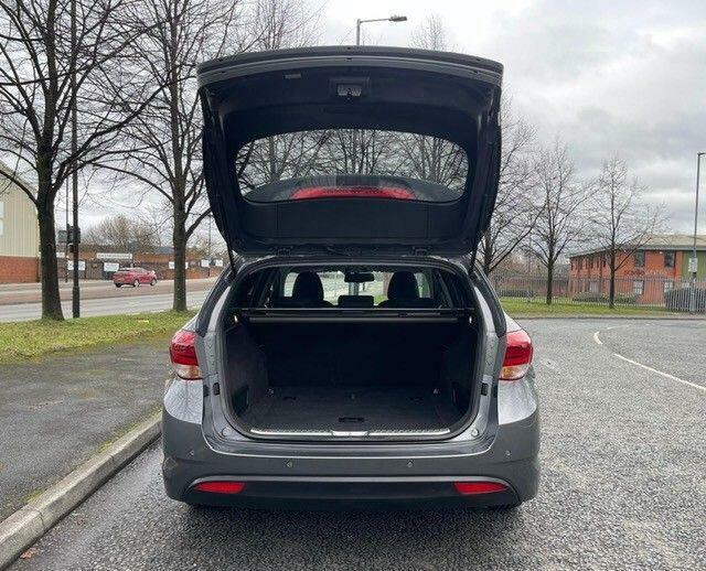 Hyundai I40 Diesel White #46