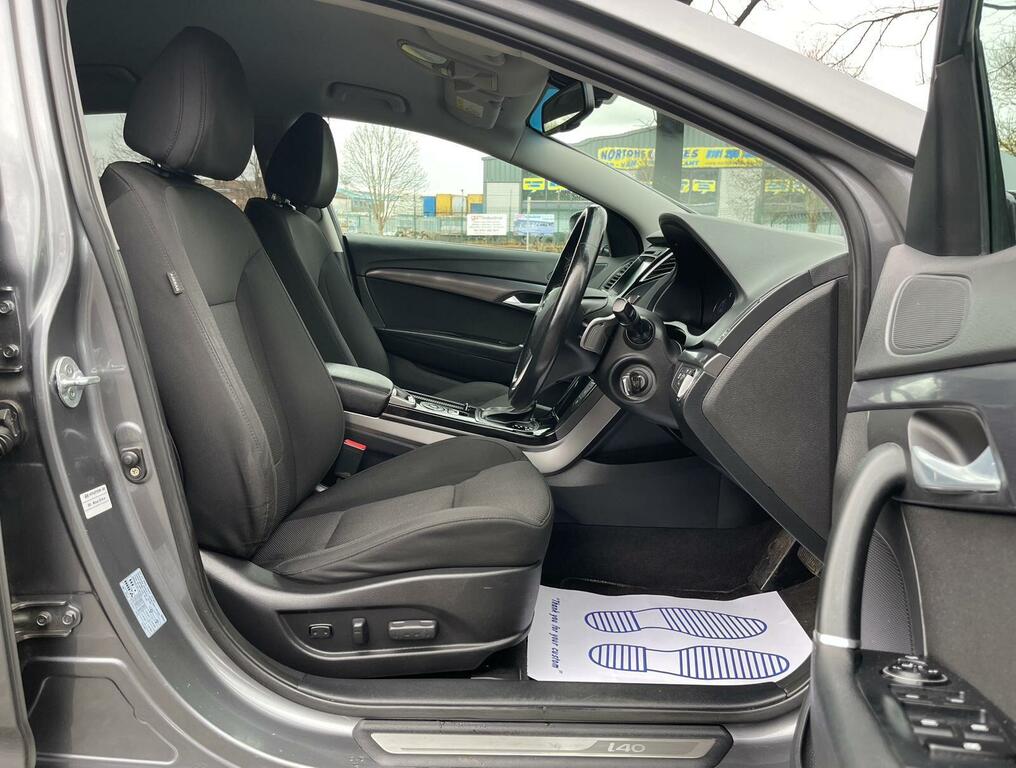 Hyundai I40 Diesel White #17
