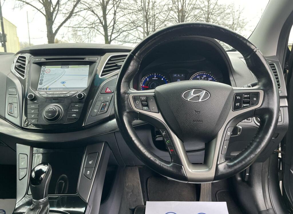 Hyundai I40 Diesel White #31