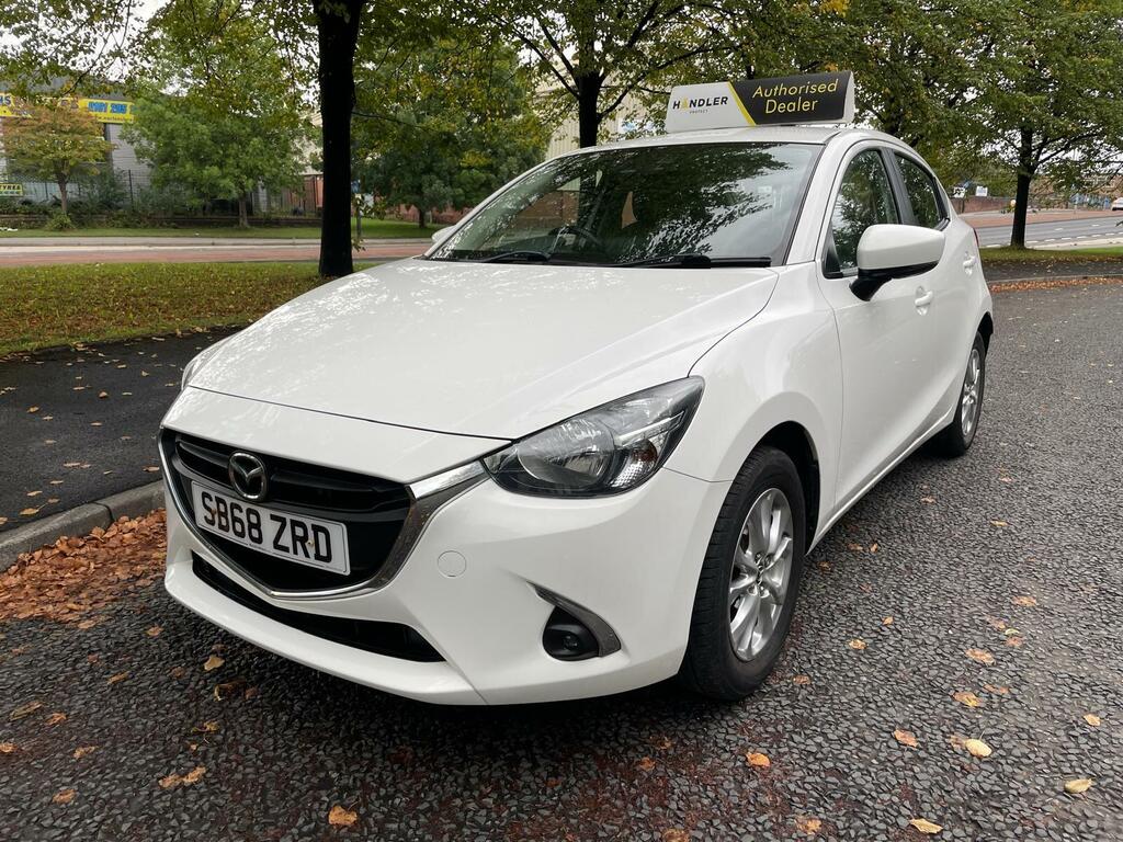 Mazda 2 Se-l Nav White #2