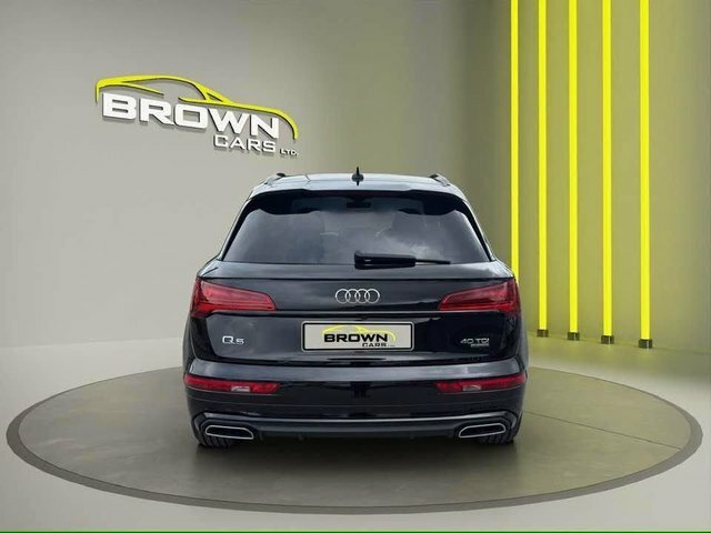 Audi Q5 2.0 Tdi 40 S WB21NCO Black #5