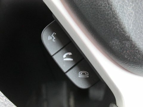 Suzuki Vitara Suv White #24