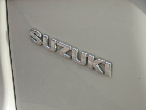 Suzuki Vitara Suv White #10