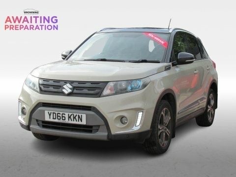 Suzuki Vitara Suv White #3