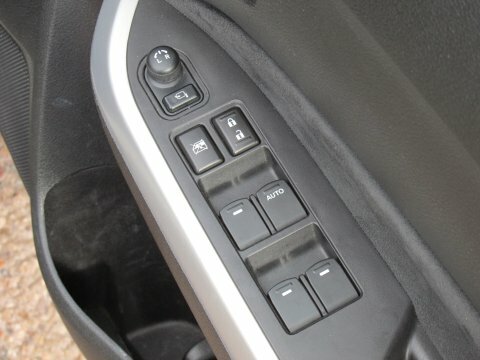 Suzuki Vitara Suv White #28