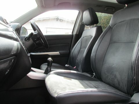 Suzuki Vitara Suv White #15