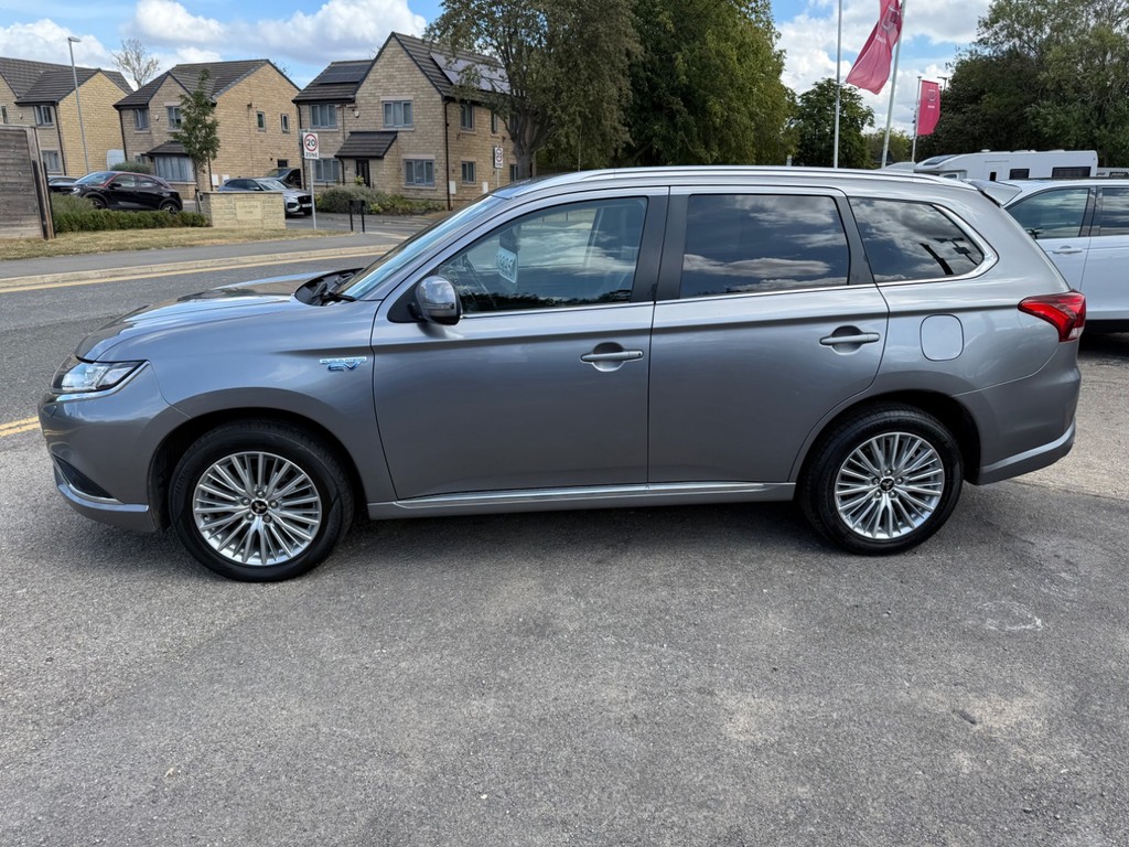 Mitsubishi Outlander 2.4 Phev Juro Grey #4
