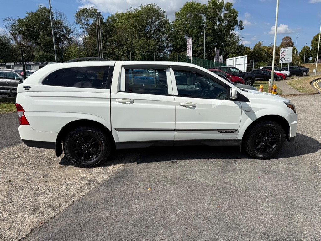 SsangYong Korando Sports Pick Up Sx 4Wd SC15TPX White #6