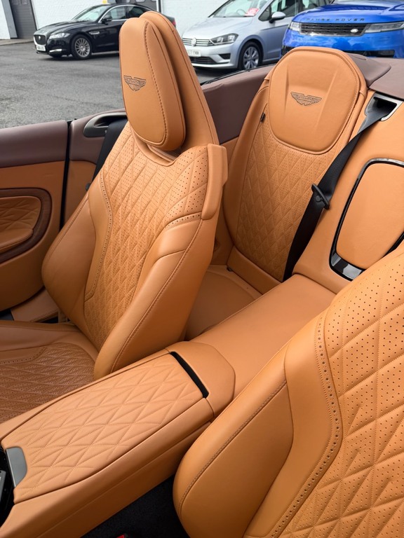Aston Martin DB12 4L Null Green #22
