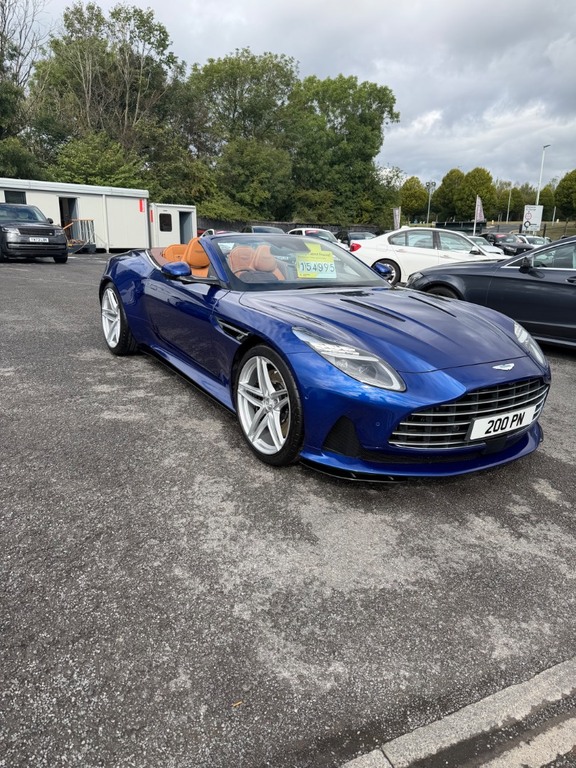 Aston Martin DB12 V8 Volante Blue