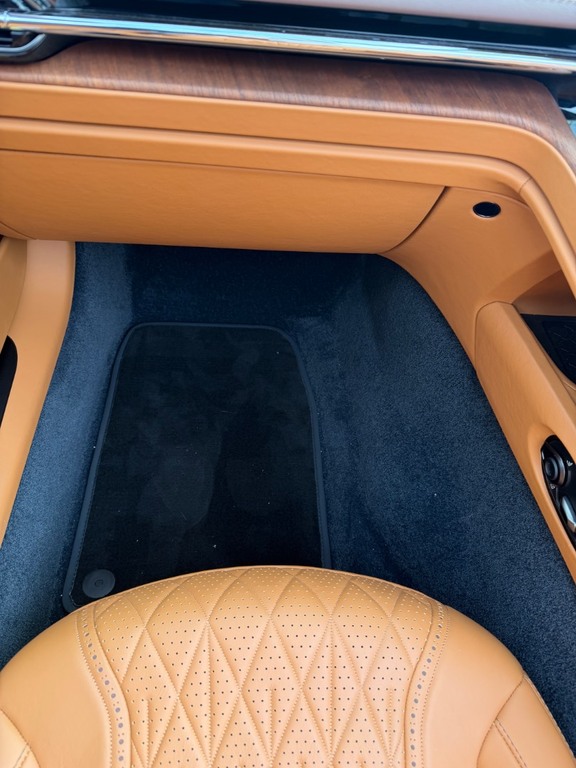 Aston Martin DB12 4L Null Green #27