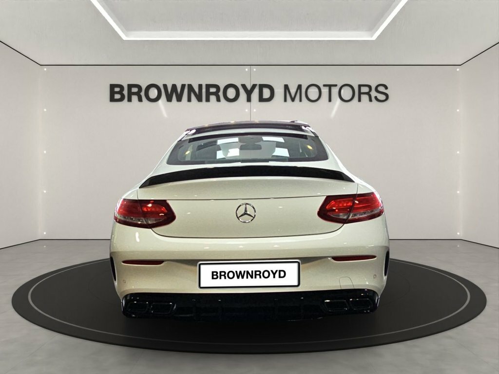 Mercedes-Benz C Class 2L Amg Line DF67UVG White #3