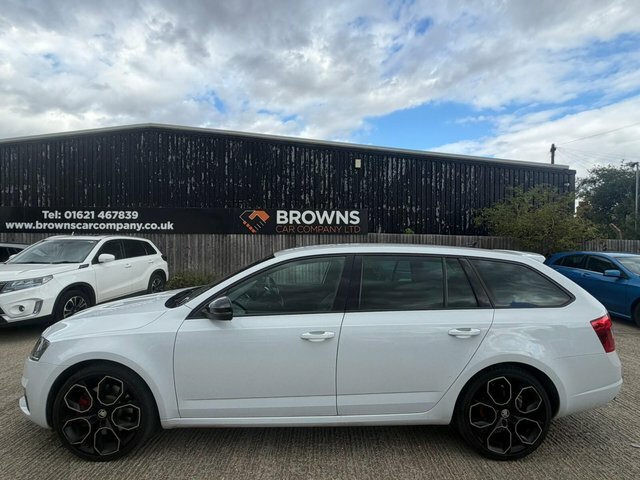 Skoda Octavia 2.0 Tfsi Vrs Dsg Euro 6 S S Snav White #2