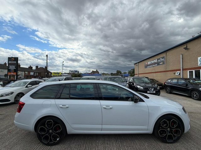 Skoda Octavia 2.0 Tfsi Vrs Dsg Euro 6 S S Snav White #3