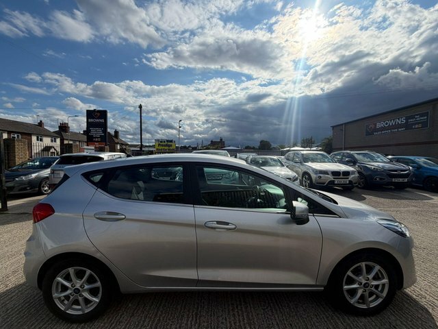 Ford Fiesta 1.0T Ecoboost Zetec Euro 6 S S Silver #2