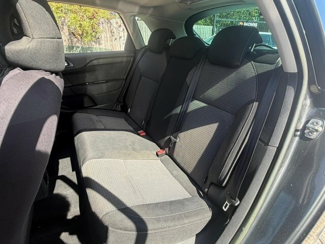 Citroen C4 Hatchback White #16