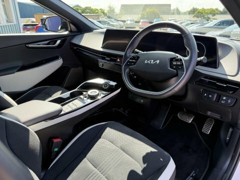 Kia EV6 77.4Kwh Gt-line S White #2