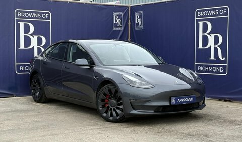 Tesla Model 3 Dual Motor Performance Grey