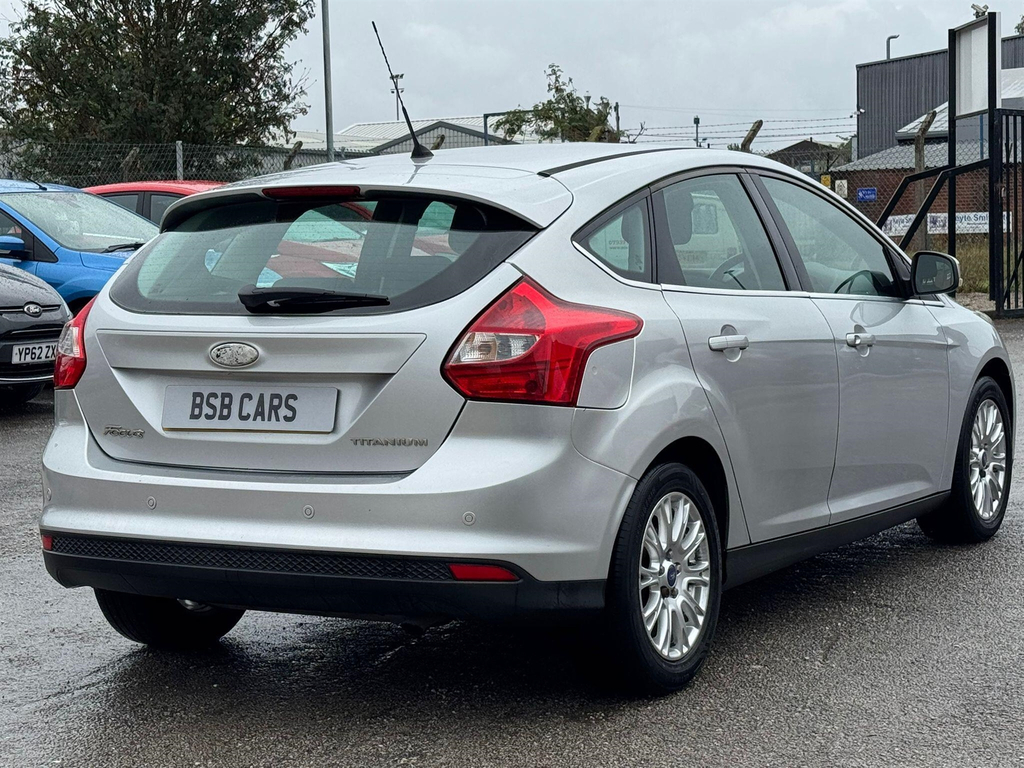 Ford Focus  Grey #8