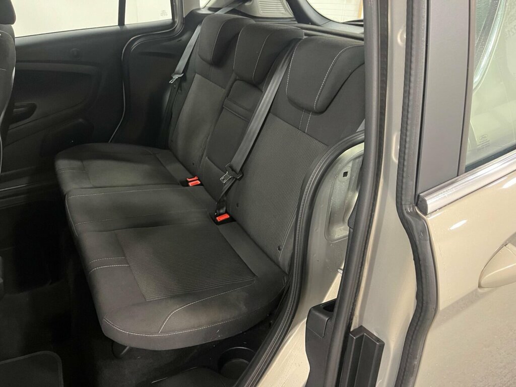 Ford B-Max Mpv Gold #15
