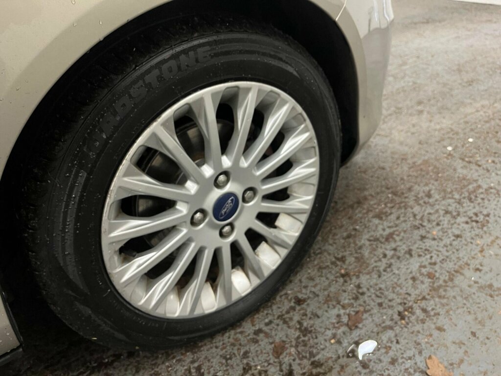 Ford B-Max Mpv Gold #22