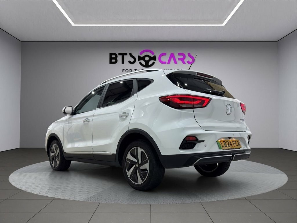 MG ZS Suv LB24FCA White #6