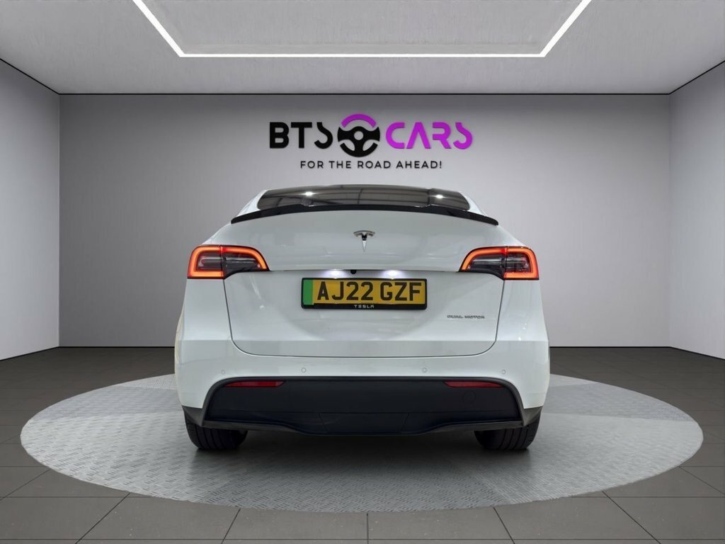 Tesla Model Y Suv AJ22GZF White #6
