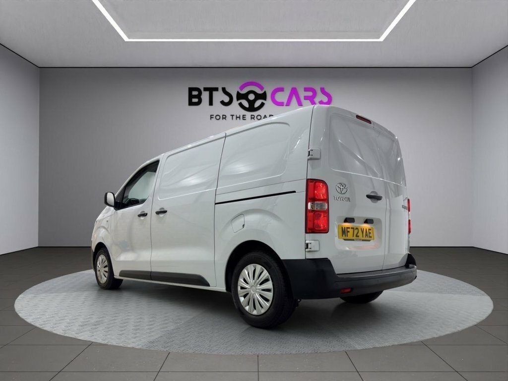 Toyota PROACE 1.5L Icon 6Dr White #5