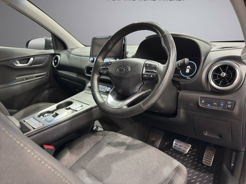 Hyundai Kona Suv BP22UGF Grey #2