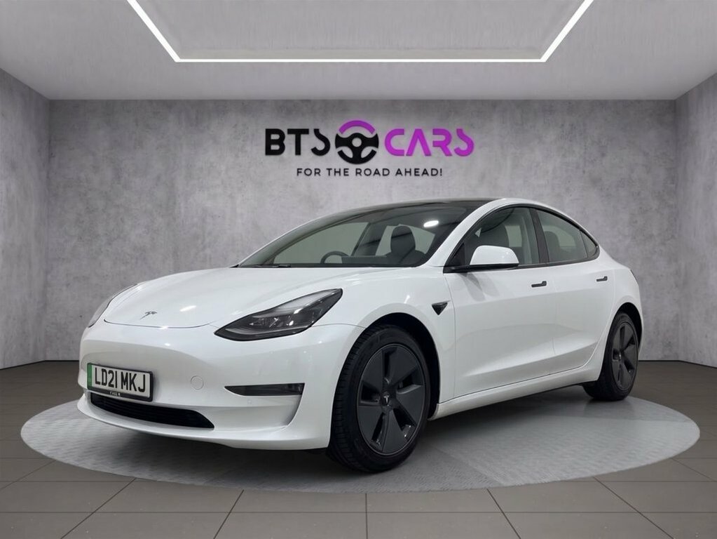 Tesla Model 3 Saloon LD21MKJ White
